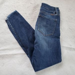 KanCan Distressed Ankle/Cropped Jeans. Sz 1/24